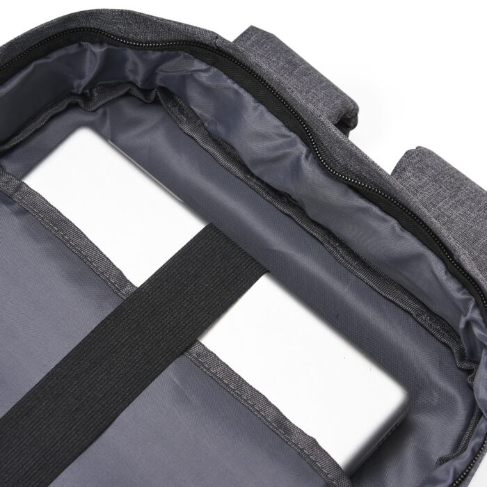 Mochila Poliéster com Bloqueador RFID - Imagem 4