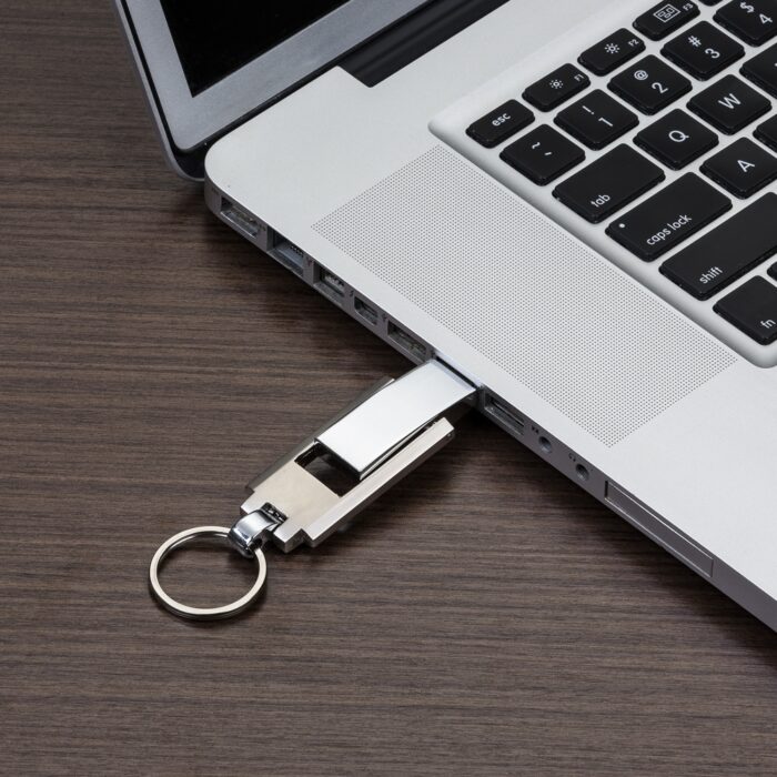 Pen Drive Chaveiro Metal 4GB/8GB - Imagem 2