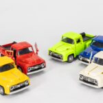 CAMINHONETE MINIATURA- AMARELO