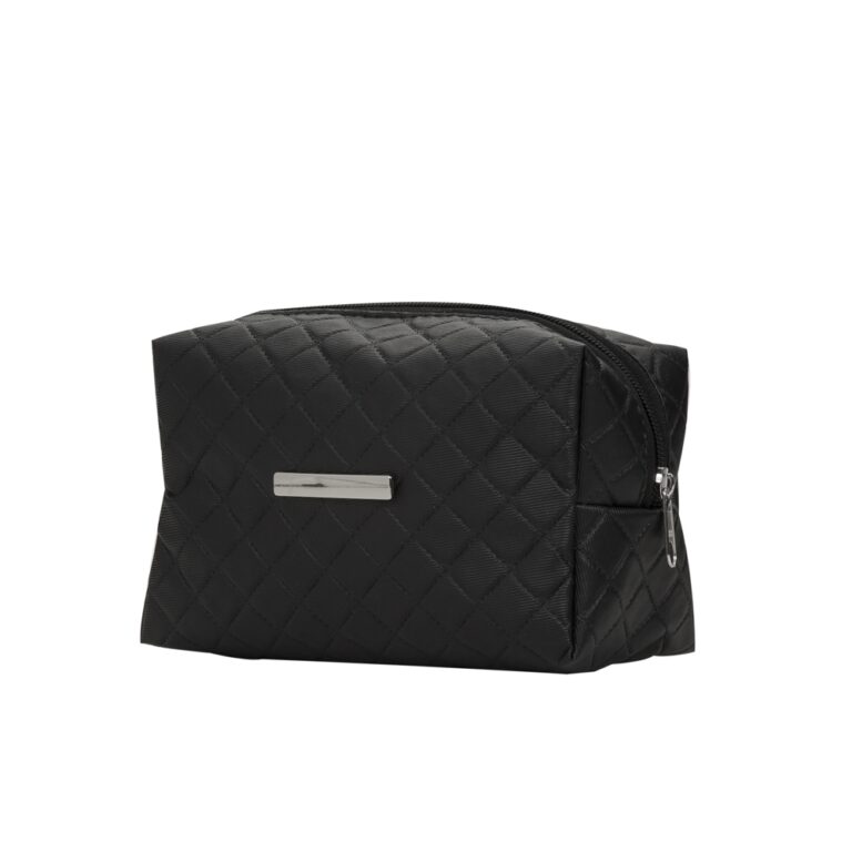 NECESSAIRE PUFF MATELASSÊ C/ DETALHE PRATA - PRETO