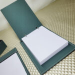 OFFICE - PORTA BLOCO ARGOLA 200 FOLHAS VERDE MUSGO - Imagem 3